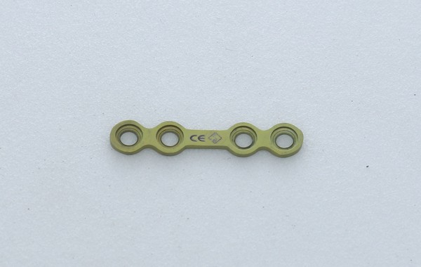 Straight Plate Recon with Stem/ Bar/ Gap - 2.0 mm x 1.0 mm Thickness 
